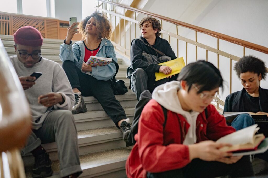 Lester B. Pearson International Scholarship for Bs in canada
