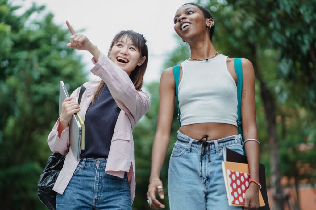 AAUW International Fellowships for Women (Mater's & PhD)
